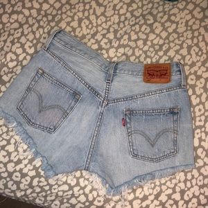 Levi jean shorts